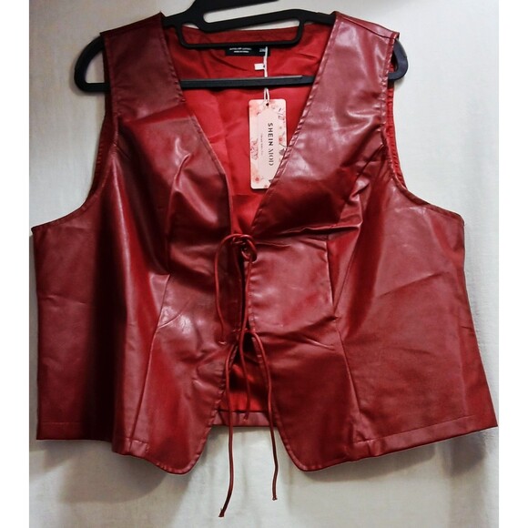 SHEIN Curve Women’s 2XL Faux Leather Vest NWT Red Sleeveless Two Tie Model CUTE - Picture 1 of 6